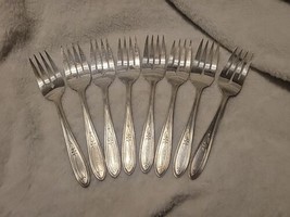 8 Vtg. Peerless Oneida SALAD FORKS Silverplate 1928 Lorain Pattern FS - £13.59 GBP