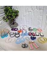 Lot of 19 Vintage Retro Statement Earrings – Costume 80s 90s Y2K Funky S... - $38.93 CAD