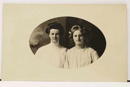 RPPC Victorian Women Masked Oval Border Photograph c1907 Postcard H14 - $7.45