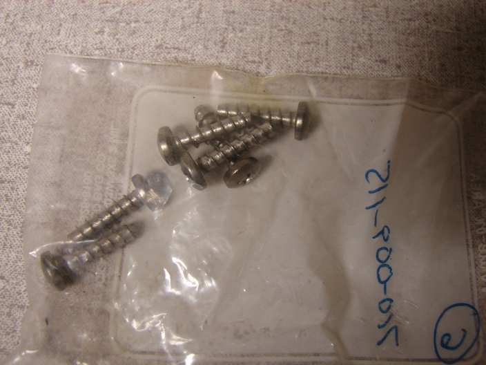 Warren Rupp 710-009-115 self tapping screw lot of 6 - $8.91