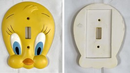 Vintage Warner Brothers 1996 Tweety Bird Light Switch Plate Yellow Cartoon  - £18.16 GBP