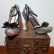Ellie Pumps NEW Silver Glitter Lace Removable Bow Ankle Strap Costume Size 6 - £25.93 GBP