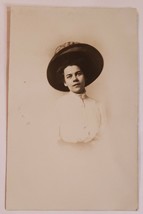 c1900&#39;s RPPC Postcard Portrait Edwardian Women With Hat Unposted divided back - £15.42 GBP