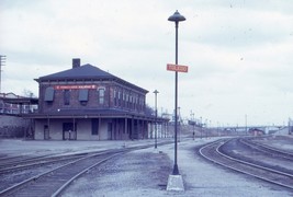 Toledo Lucas Co. OH PRR Railroad Depot Slide 1960s Pennsylvania RR - $402.48 MXN