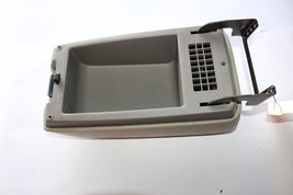 2003-2006 INFINITI G35 SEDAN CENTER ARM REST LID WITH REAR VENTS J5106 image 5
