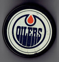 Vintage NHL Edmonton Oilers Large Logo souvenir Hockey PUCK - €39,01 EUR
