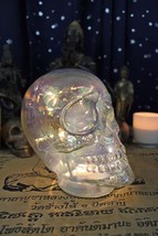 Felon Peaches the Fortune Teller&#39;s 7.5&quot; Iridescent India Glass LED Skull... - $59.90