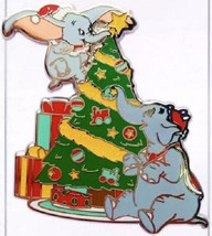 Disney Christmas Dumbo the Flying Elephant with Mom Mrs. Jumbo Holiday Tree Pin - £12.93 GBP