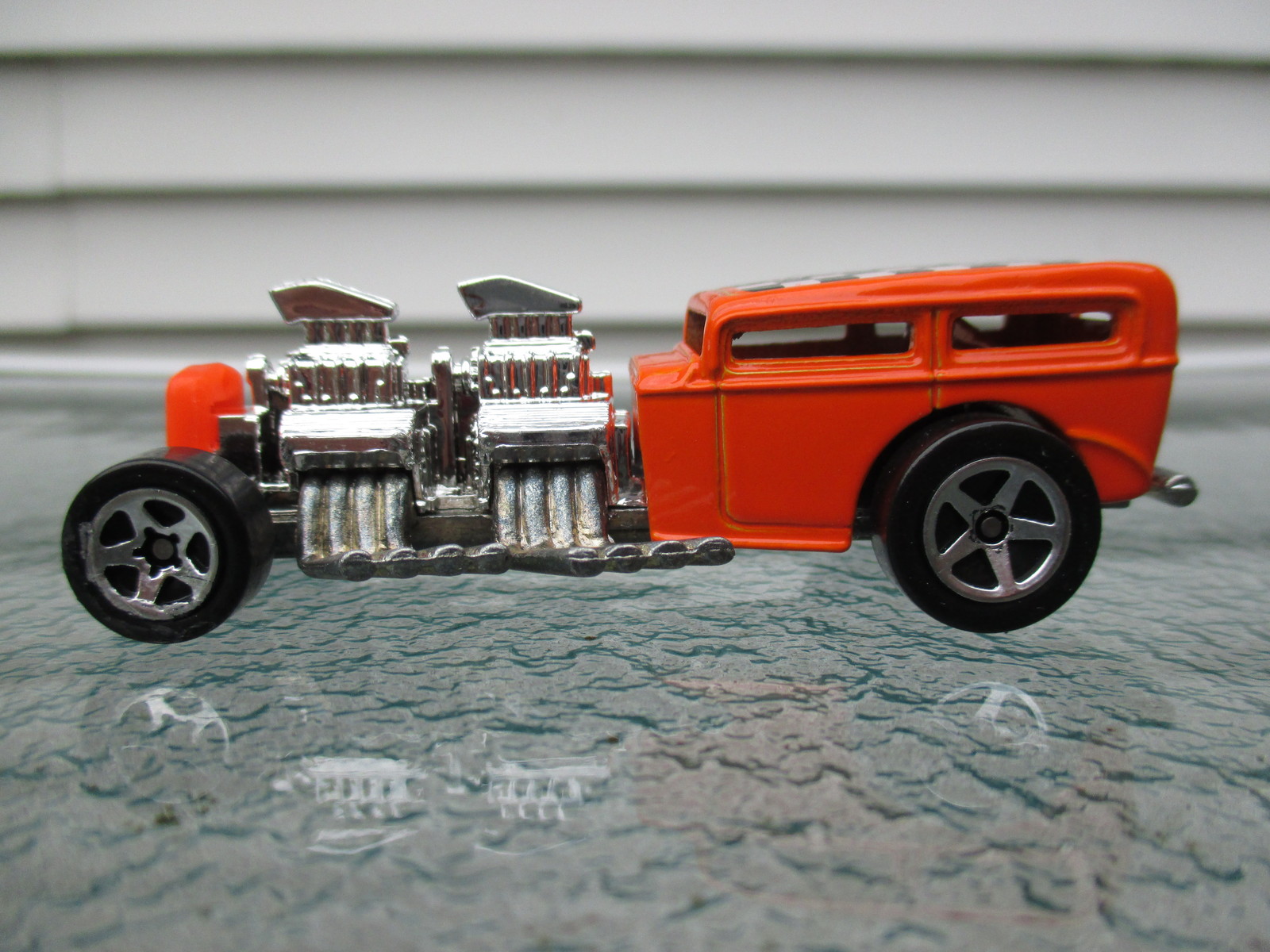 Hot Wheels, Way 2 Fast, Orange issued 1997 as First Edition, VGC  - $4.00