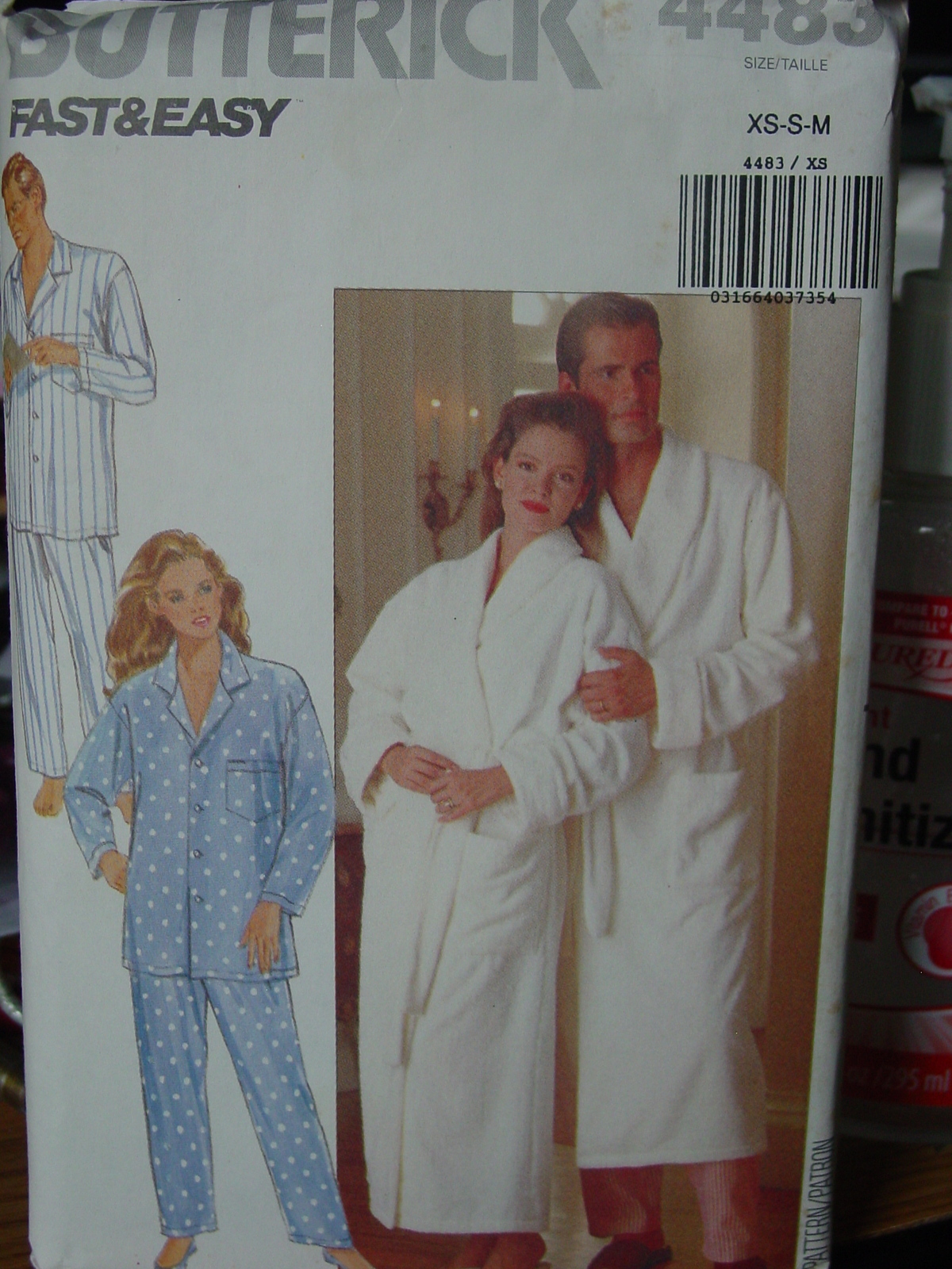 Sewing Pattern Xsm-Med (32"- 40" Chest) Pajamas or Robe Unisex UNCUT 4483 - $4.99