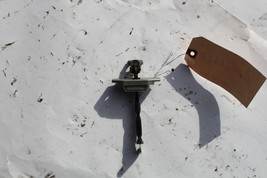 2009-2013 TOYOTA MATRIX REAR LEFT DOOR HINGE STOPPER  R1972 image 8
