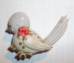 Vintage  Painted Plastic Bird Pin - £7.88 GBP