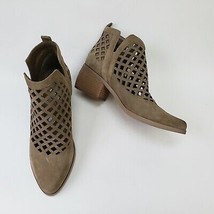 Crown Vintage Womens Shoes Booties Slip On Perforated Beige Size US 7.5 M - $44.50