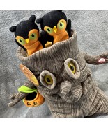 Hallmark Spooky Tree Owl Plush 12&quot; Animated Singing Halloween Addam’s Fa... - $558.38 MXN