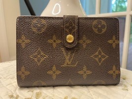 Louis Vuitton Monogram Kiss Lock Classic – A Timeless Icon with a Story ... - $163.35