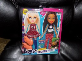 Bratz Deluxe Fashion Pack Paisley, 3 Cheers For Bling Cloe And Sasha New - £14.35 GBP