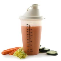 Norpro Measuring Shaker, 2-Cup, 8 Inch, Plastic - £15.18 GBP