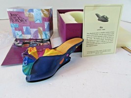 RAINE JUST THE RIGHT SHOE MINI COLLECTIBLE SHOE RIO 1999 WILLITTS DESIGN... - $183.60 MXN