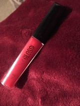 Rimmel London Oh My Lip Gloss! Ooh La La 500. Shows Minor Damage NEW - $12.75