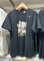 NWT UNIQLO UT KAW* 2023 Black Graphic Short Sleeve T-shirt - £21.83 GBP