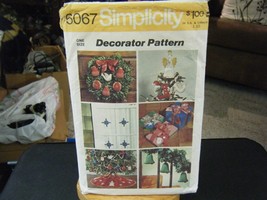 Simplicity 6067 Transfer Pattern for Christmas Ornaments, Tree Skirt & Angel - $11.11