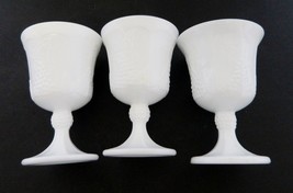 Milk Glass Indiana Glass Colony Harvest Grape Pattern Stemmed Goblets Lo... - £16.70 GBP