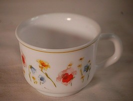 Vintage Arcopal France Milk White Glass Coffee Mug Tea Cup Multi Color Floral - £11.84 GBP