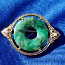 Earth mined Jade Art Deco Brooch Rare Exotic Antique Clip Solid 14k Gold 1920s - £2,902.02 GBP