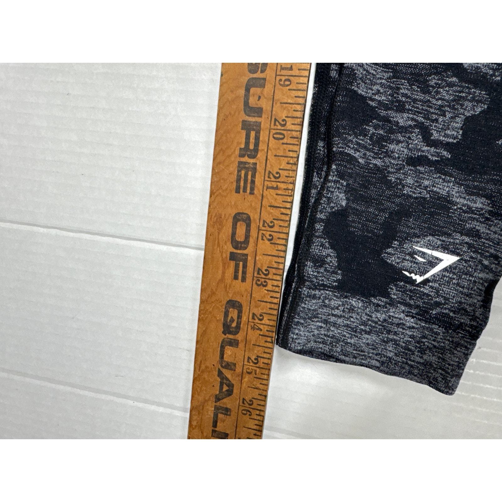 Gymshark Women’s Camo Seamless Leggings Black Gray Gym Workout Size 22x24 Item image 7