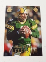 Brett Favre Green Bay Packers 1998 Collector&#39;s Edge 1st Place Card #75 - £0.76 GBP
