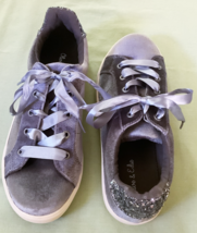 Womens Velvet Crystal Satin Lace Sneakers Olive &amp; Edie Gray sz. 6 New/Some Marks - £15.90 GBP
