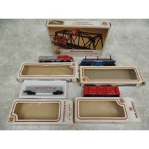 Bachmann EMD F9 Diesel Engine Freight Cars &amp; Caboose Lot with Blinking Bridge - £68.04 GBP