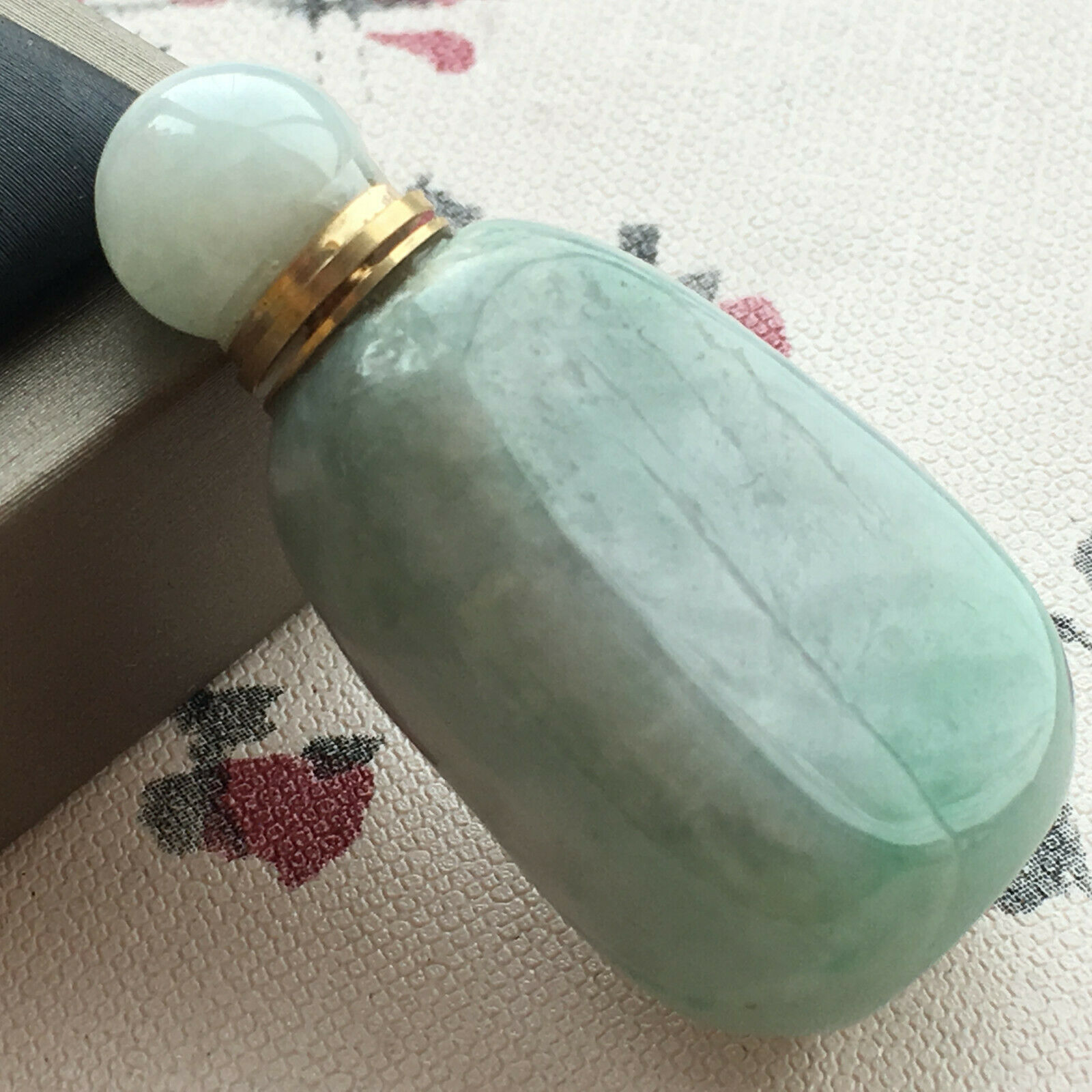 Primary image for Old Certified natural 100% A grade jade Jadeite carving snuff bottle 鼻烟壶 5740