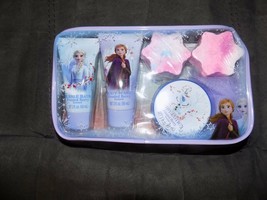 Disney Kids Purple Frozen Berry Lotion Wash Bubble Bath Loofah Travel Se... - £15.75 GBP