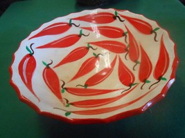 Great Clay Pottery 3 Legged CAROTTS Design Serving BOWL - $5.53