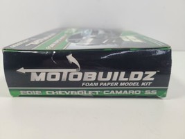Green light Motobuildz 2012 Chevrolet Camaro SS Foam Paper Model Kit New - $24.74