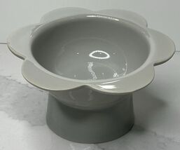 Elevated Cat Food Bowl 16 Oz Ceramic Raised Tilted Water/Food Dish Gray New - $17.77