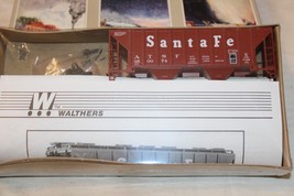 HO Scale Walthers, 100 Ton Cement Covered Hopper Santa Fe Brown #350074 932-5406 - £31.87 GBP