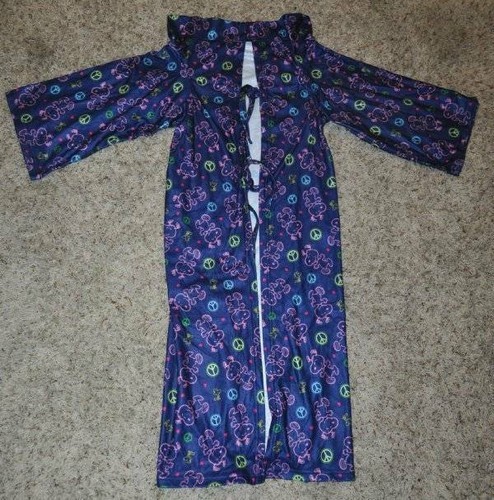Snoopy Blanket Wearable Wrappie Fleece with Sleeves Purple Peanuts Girls... - £5.95 GBP