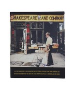 Shakespeare and Company: A Brief History of a Parisian Bookstore - $253.44 MXN