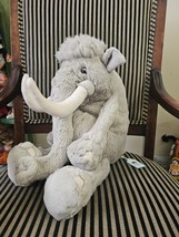 Jellycat Viggo The Wolly Mammoth New With Tags NWT AUTHENTIC - $2,786.55 MXN