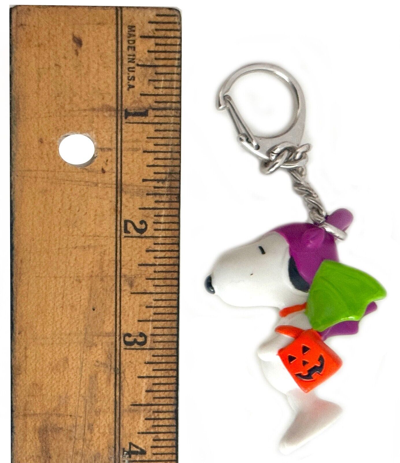 Peanuts - Snoopy Halloween Bat 2 1/2" PVC Figural Keychain (Circa 1990's) - $6.78