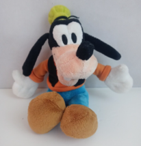 Walt Disney Goofy  Super Soft 9" Plush - £6.12 GBP