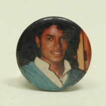 Vintage MICHAEL JACKSON Young Pin Button 1.25&quot; Badge Pinback - £6.10 GBP