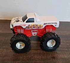 2001 Hot Wheels Monster Jam Truck ARACHNOPHOBIA Chevy Chevrolet SILVERAD... - $437.67 MXN