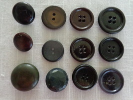 Buttons Black/Brown Larger Mixed lot of 12 Vintage (#3813) - £8.64 GBP