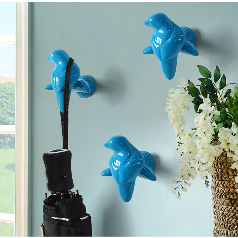 Creative Polyresin Wall Mounted Hat-and-Coat Hook Colorful Parrot Shape