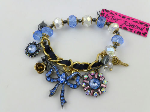 BETSEY JOHNSON Blue Rhinestone Glass Stretch CHARM Bracelet - NWT -FREE SHIPPING - £31.50 GBP