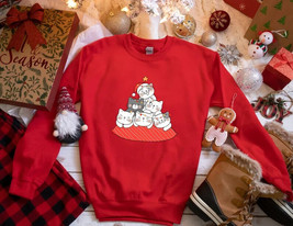 Christmas Sweatshirt, Holiday Gift, Christmas Cat Sweatshirt Meow Sweatshirt - £16.06 GBP