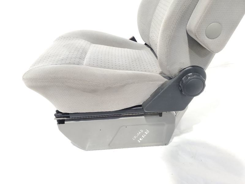 2000 2001 2002 2003 Volkswagen Eurovan OEM Front Left Seat Cloth Manual  Item image 10